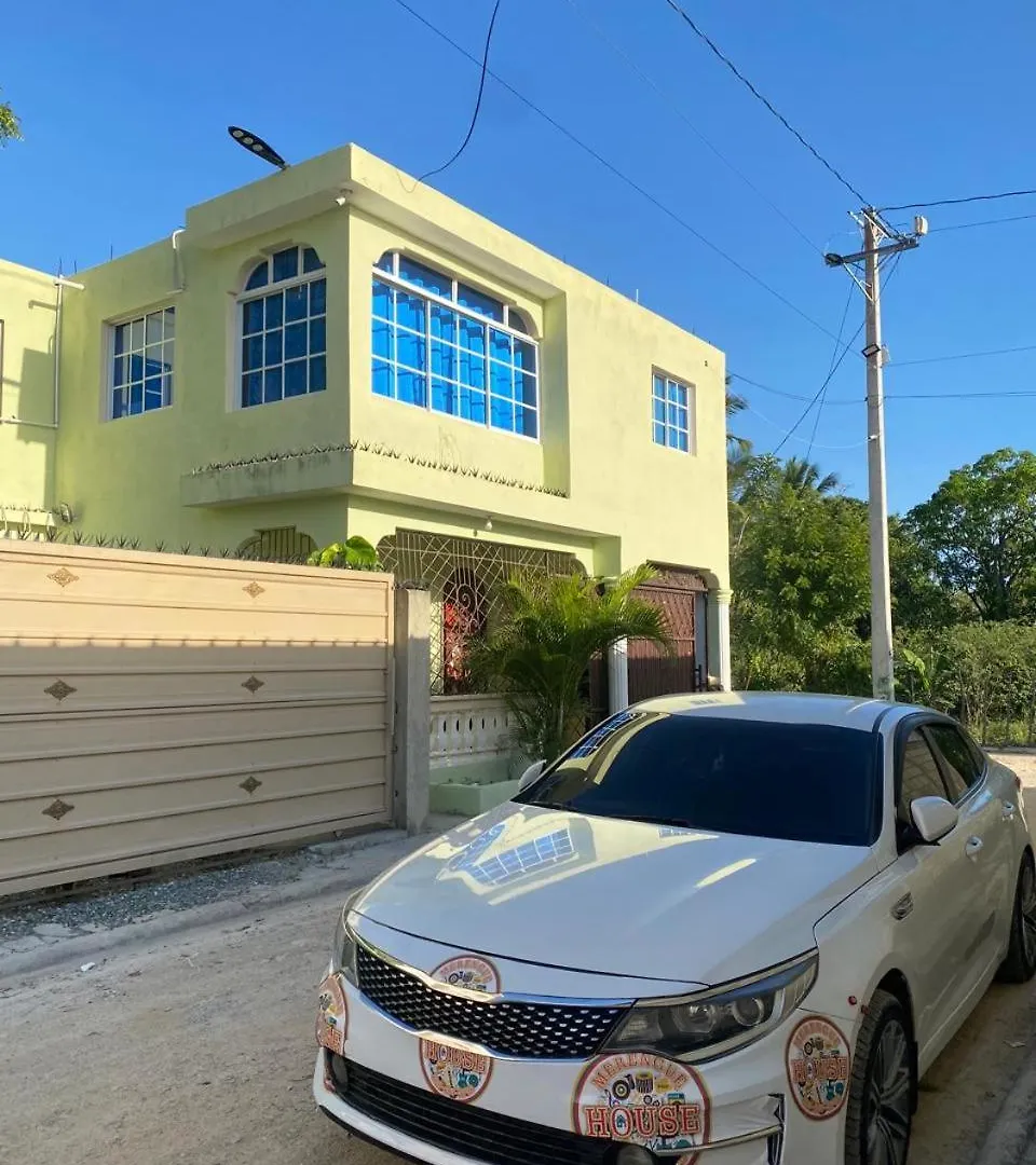 Tiny Apartment By Merengue House ,8 Minutos Airport Santo Domingo 0*,  Dominican Republic