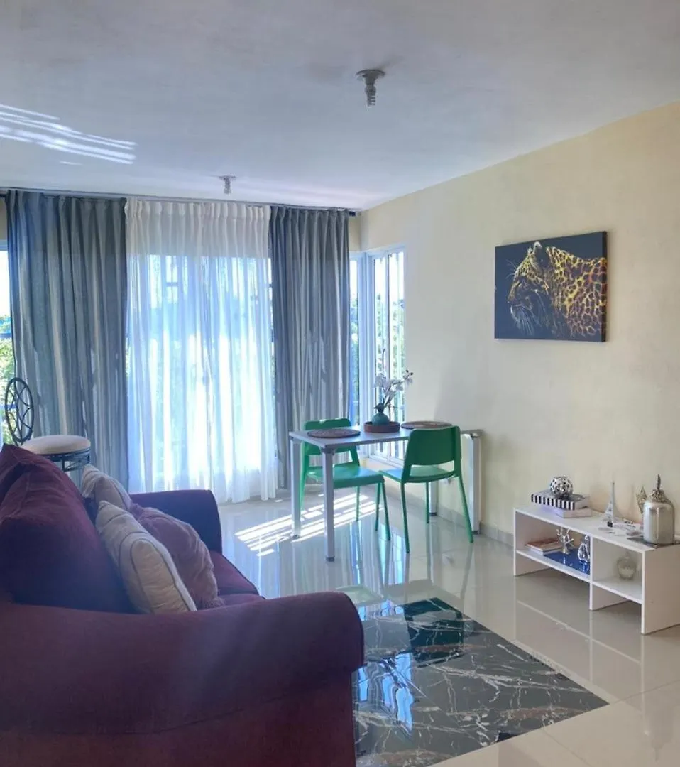 Tiny Apartment By Merengue House ,8 Minutos Airport Santo Domingo